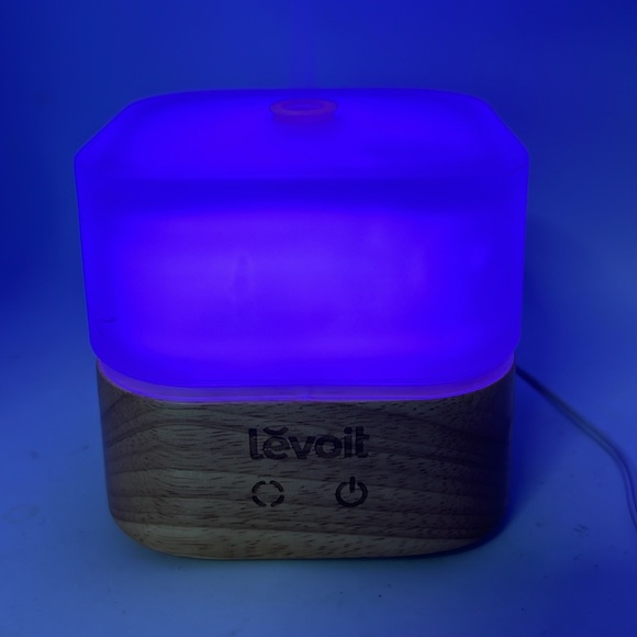 Levoit Ultrasonic Essential Oil Diffuser Aromatherapy EO Mist Vapor - Picture 5 of 10